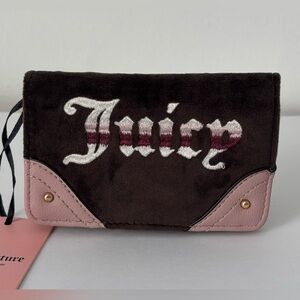 Juicy Couture Retro Vibe Slim Elongated Bifold Wallet, Chocolate / Dusty Blush